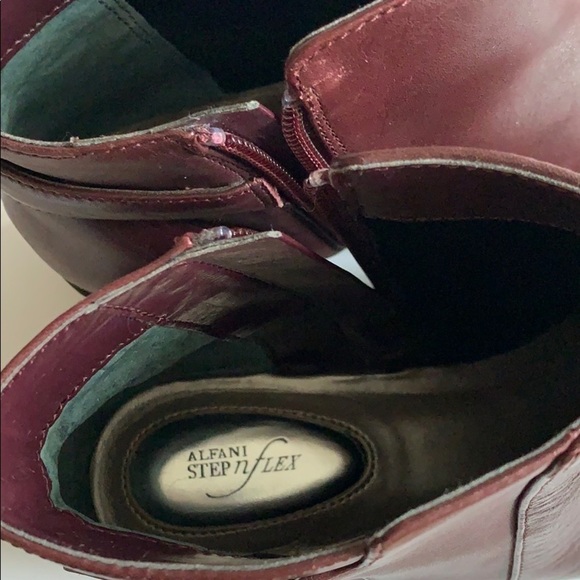 ALFANI ALF ACKE Women's Leather Burgundy Ankle Booties,Step’n Flex,Size 6.5 - Picture 8 of 12